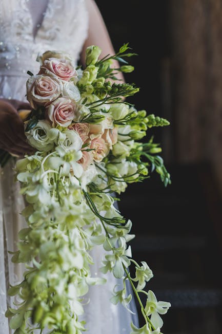 6 Best Bouquet Styles for 2026: The Radical Intentionality Shift